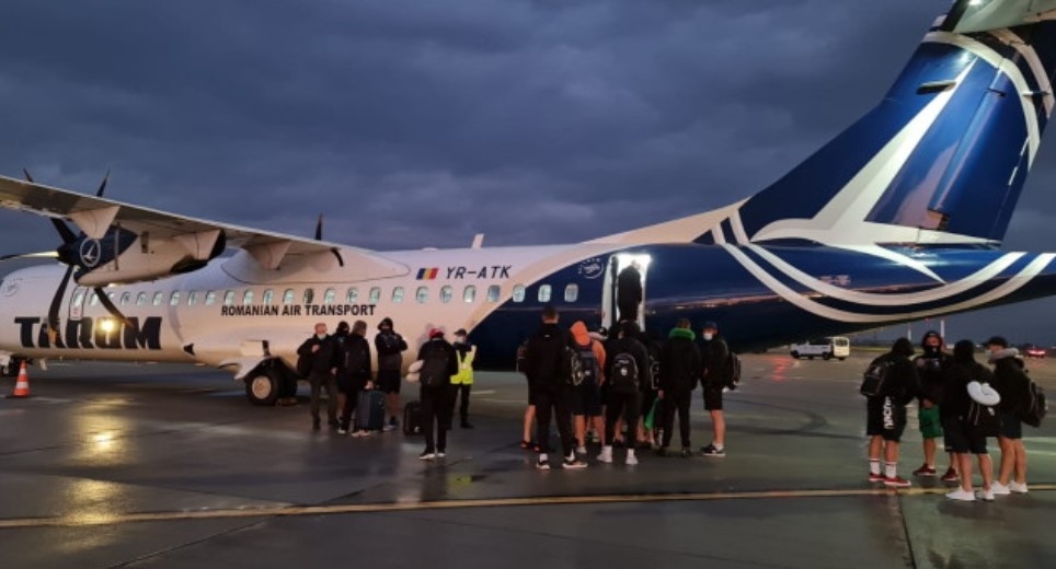 Българите които се очаква да се завърнат у нас днес